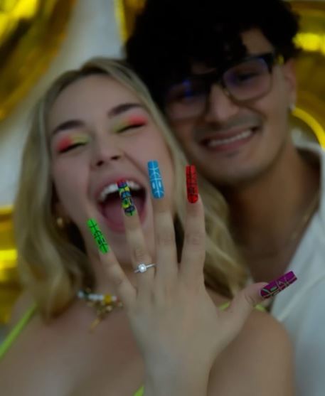 Jesaaelys Ayala Gonzalez got engaged to her boyfriend Carlos Olmo on her 25th birthday